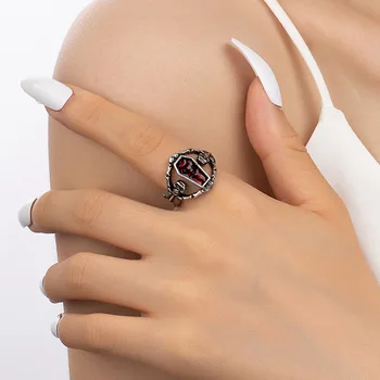 Новое кольцо с черепом вампира в стиле ретро в стиле панк, трендовое кольцо с головой призрака, мужское кольцо, аксессуар для вечеринки на Хэллоуин, подарок Оптом